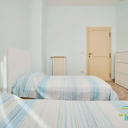 Maremma Holidays Zot's Penthouse * Follonica