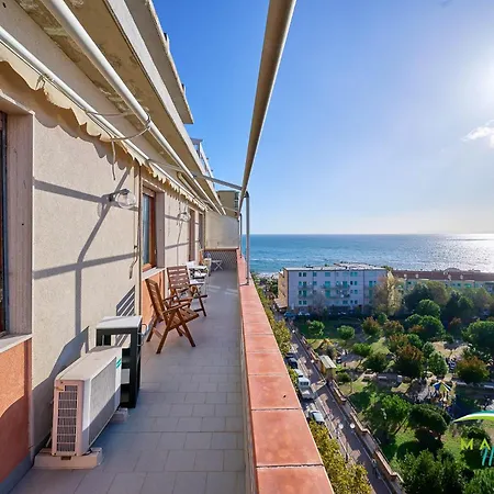 Maremma Holidays Zot's Penthouse * Follonica