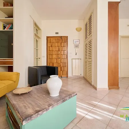Maremma Holidays Zot's Penthouse Apartman *